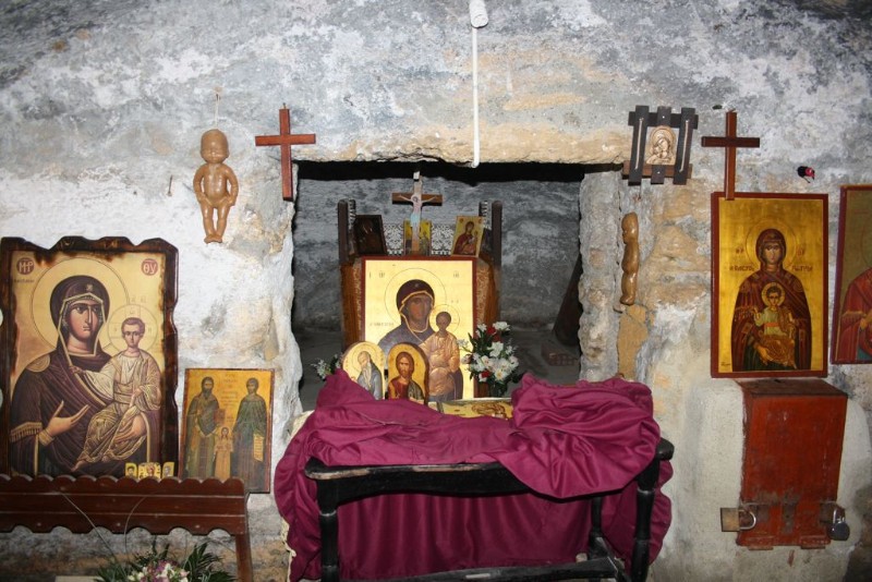 Panagia Phaneromenis Catacomb
