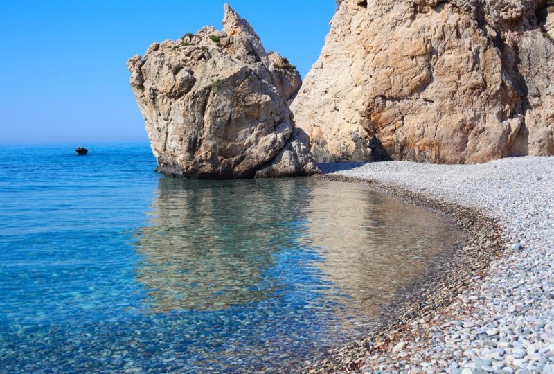 Παραλία Πέτρα του Ρωμιού